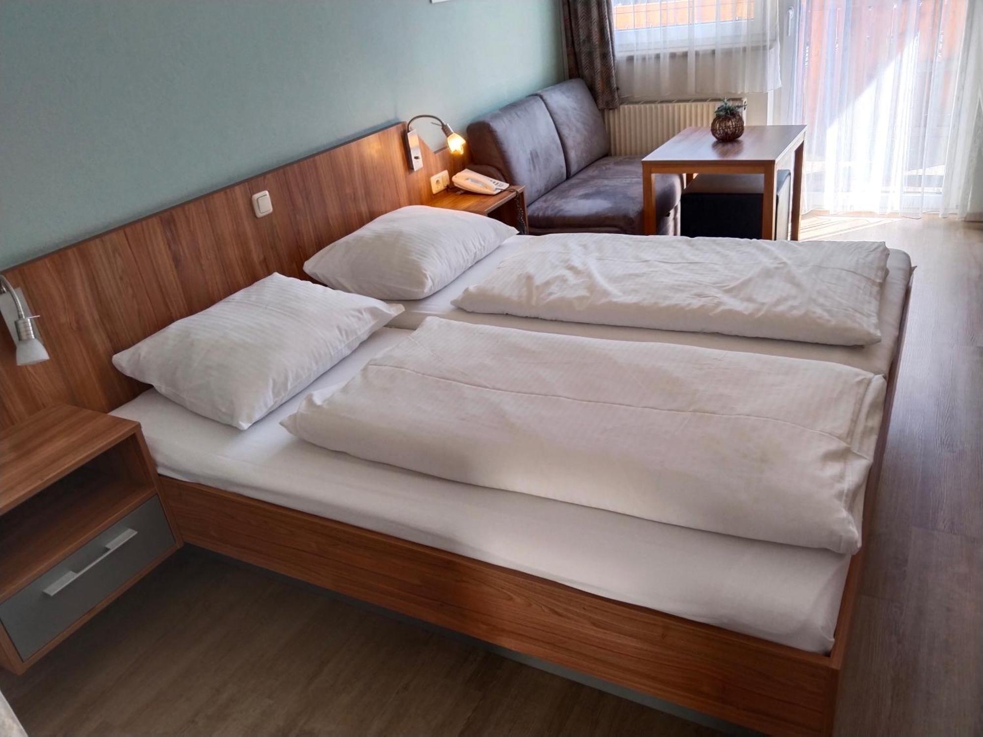 Dolomitenhotel Lienz Bagian luar foto