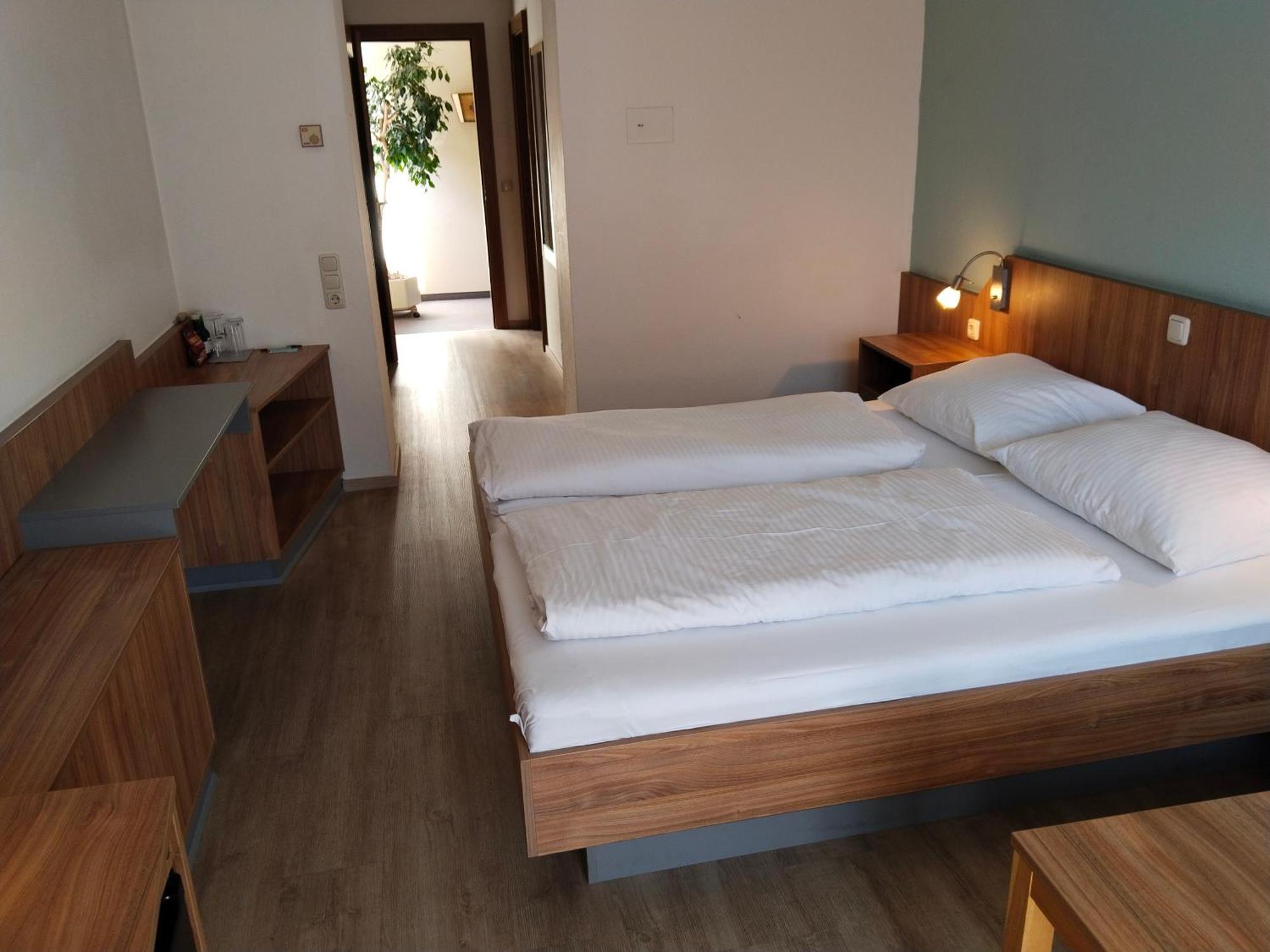 Dolomitenhotel Lienz Bagian luar foto